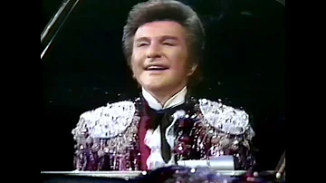 Liberace plays a hot Mexican Medley (1980)