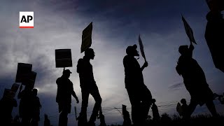Contract deadline approaches for Teamsters and UPS