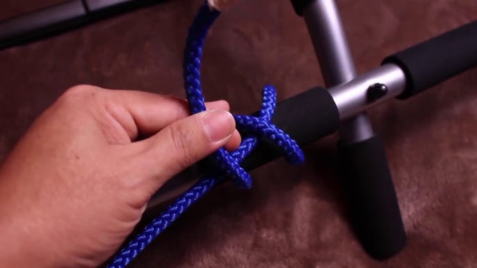 HOW TO TIE A LARIAT” – Louis Dell'Olio
