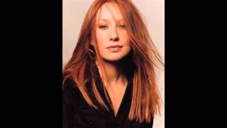 Tori Amos - Lovesong (live 2003, Rotterdam) HQ sound