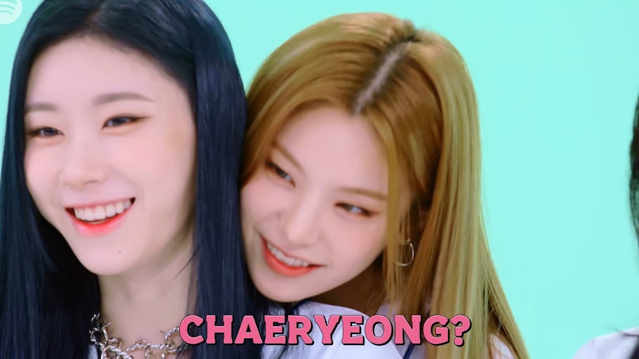 RyeongjiGonji (chaerji) moments. ITZY Yeji and Chaeryeong.