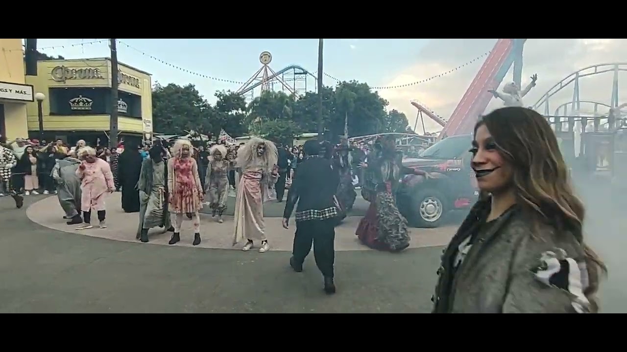 Zombie Walk (Cortejo Siniestro) • Festival del Terror 13 • Six Flags México • 11/10/2025