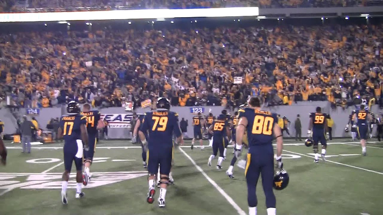 Bluegoldnews Com Backyard Brawl Post Game Celebration Youtube