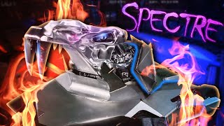 Spectre has a FIERY meal! | King of Bots