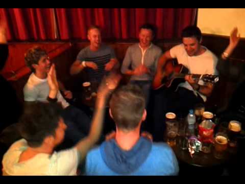 Bressie / Niall Horan / Ed Rice / Julian Nest / Shel Sadlier & Co.- One Direction / Pub Lock-In /