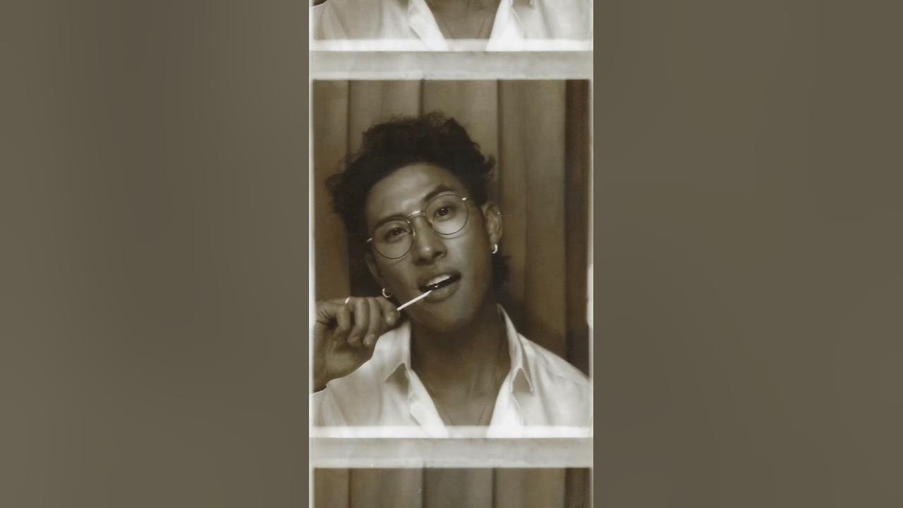 I Tried a Photobooth… (embarassing)
