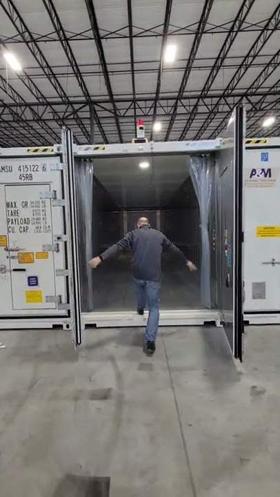 A&M Cold Storage Container with Automatic Lighting
