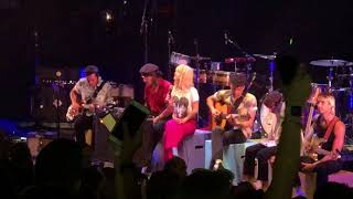 Misguided Ghosts (LIVE) - Paramore Tour 5 at the Shoreline Amphitheatre