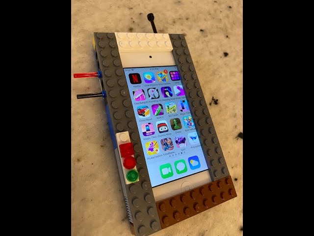 guess phone case GUESS MagSafe 4G PU Leather Case for iPhone 17