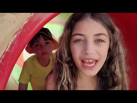 Heidi and Zack need help at the outdoor playground - Zidane to come to the rescue