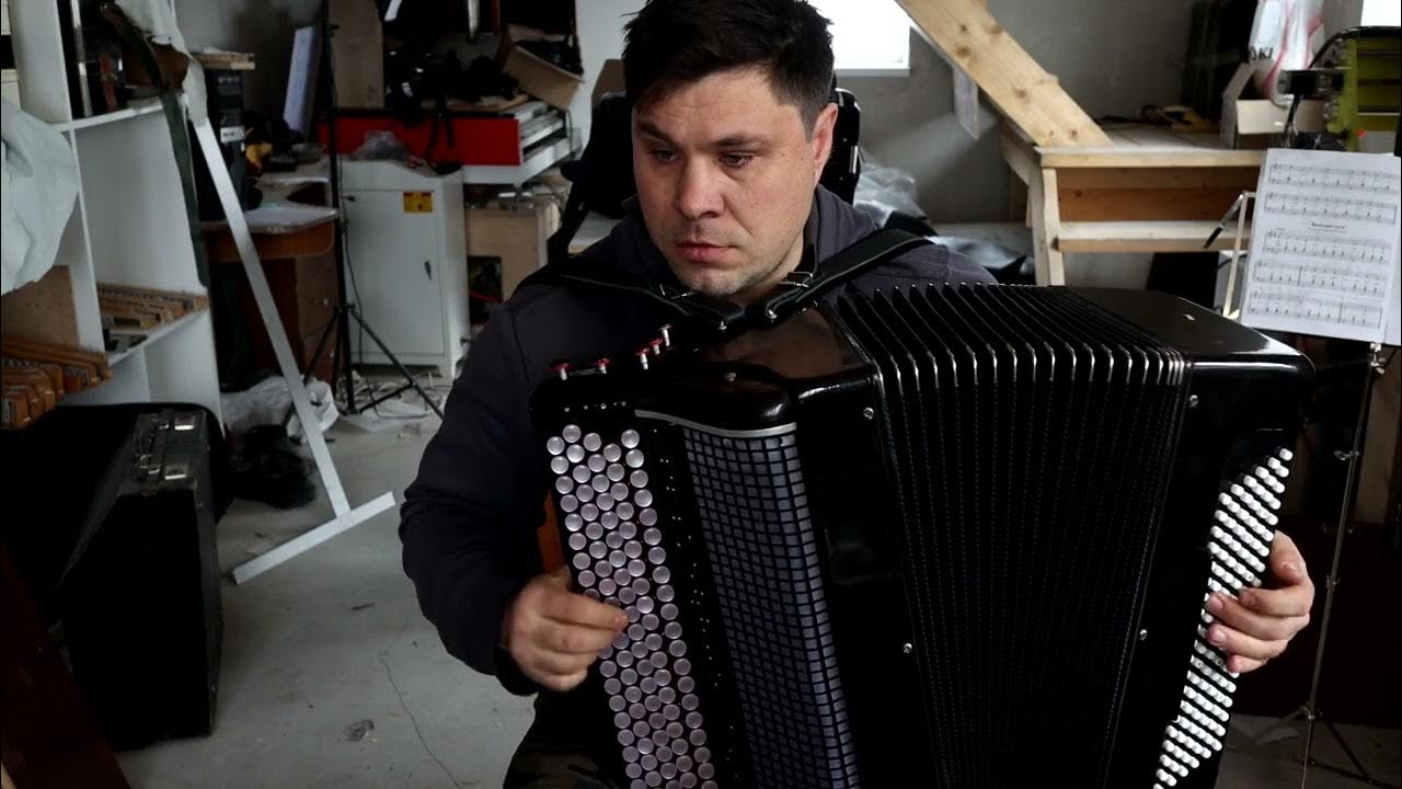Завод баянов юпитер. Баян юпитер. гусаров баян юпитер. баян тембр. баян юпитер 15 регистров.