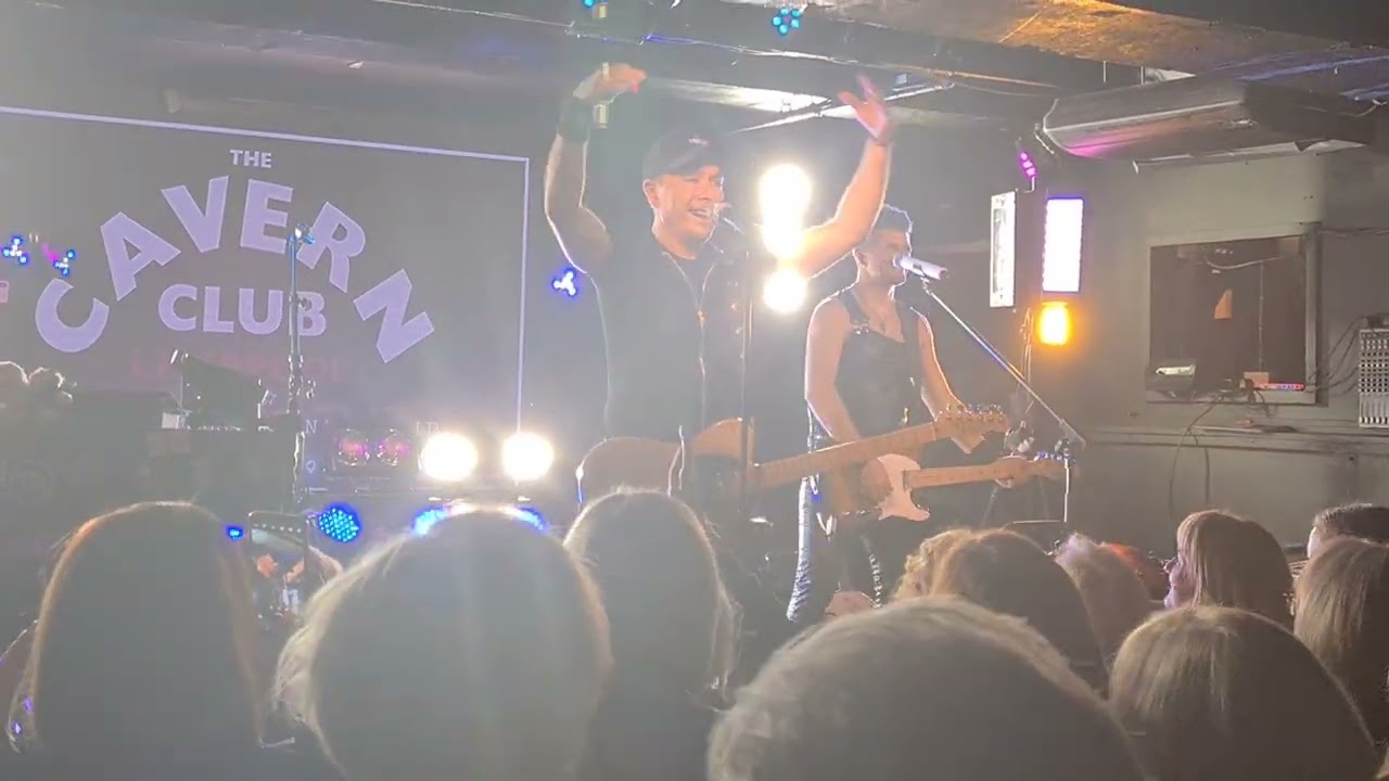 @CristianCabeytu  @diegocabeytu  Cabeytu Brothers live at @CavernLiverpool #cabeytubrothers