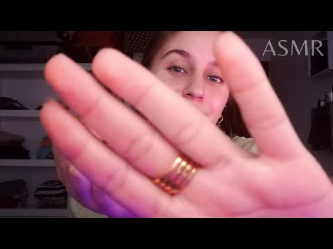 TOUCHING YOUR FACE y MOUTH SOUNDS (Tocando tu carita) | Montaña ASMR