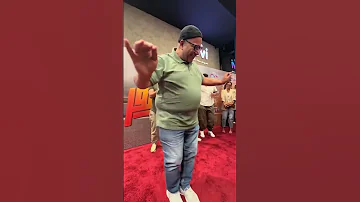 الذليل بيومي فؤاد والنبيل محمد سلام شتان بينهما 