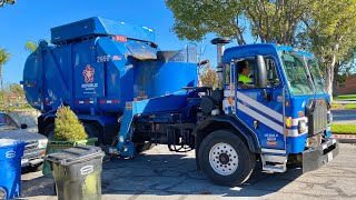 Republic Services/CDS Peterbilt 520 Heil Rapid Rail Garbage Truck