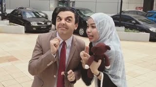 Viral Awek Comel Excited Sangat Dapat Jumpa Mr Bean Miri!