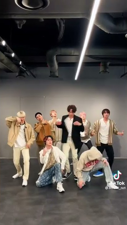 Jaemin is lowkey in this tiktok 🙈🙈can't see him😳😳😳 #nctdream #najaemin #rain #tiktok #shorts #jaemin