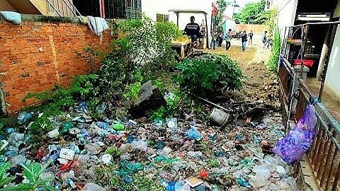 Amazing New Actions!! Filling Land & Delete Garbage Dump By Skill Dozer Pushing Trash Into​ Water