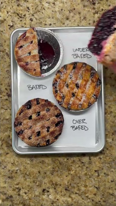 baking fruit pies