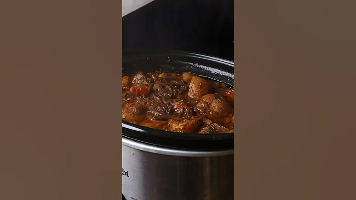 Crock pot beef stew - perfect for weeknights!! #shorts #dinner #beefstew