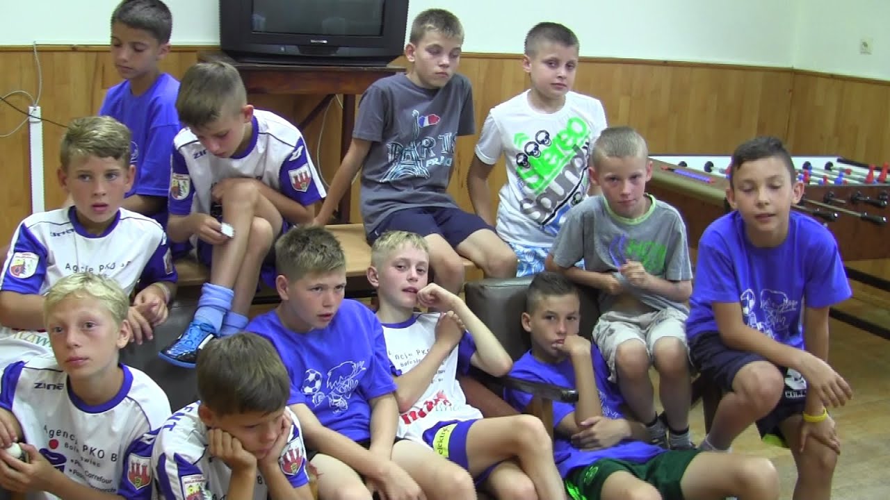 Dzień szósty obozu-połowa za nami-czas podsumowań w grupie Młodzik - Nagrody od Trenera Sebastiana