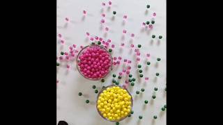 Satisfying ASMR short video.       #very relaxing# kinetic# ASMR# beads