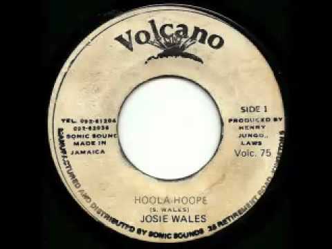 TONY TUFF - Water pumpee + JOSEY WALES - hoola hoop (1983 volcano)