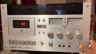 Akai GXC-570D (1976 ) 3 Head tape Deck- 3 Motores pitch control