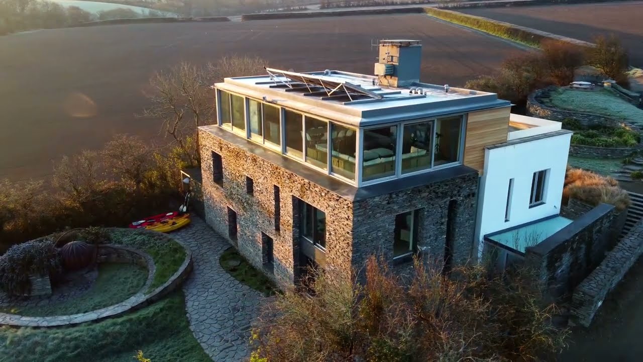 The Slate Beach House | Luxury UK Staycation | kate & tom's