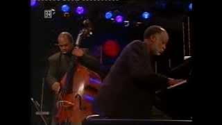 Download lagu Ahmad Jamal Trio: Germany 1999