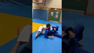 Transition to Ground and Choking Helicopter Technique  #judo #newaza #judotraining #judotechniques