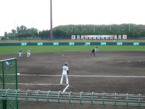 2017 2 15日ハムキャンプ練習試合VSサムスンライオンズ　渡辺諒選手　2塁走者での走塁１