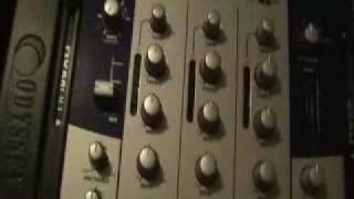 A Look At The Numark DXM09 - YouTube