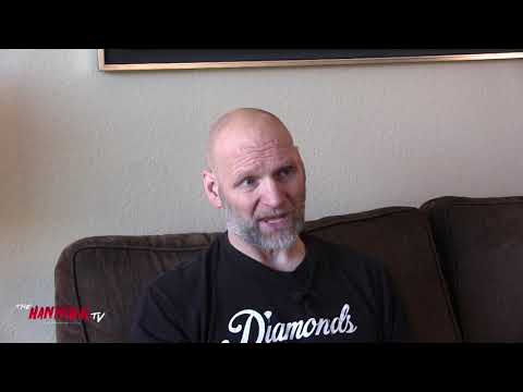 Val Venis on Training Robert Roode