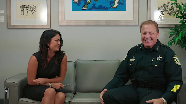Somos Triunfadores: Entrevista al Sheriff Russ Gib...