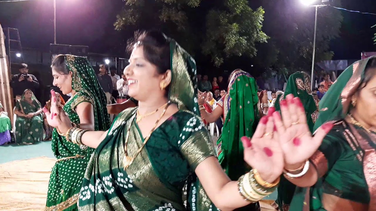 Shree kutch kadva patidar samaj umiya pariwar latiplot group ras nortu(6)