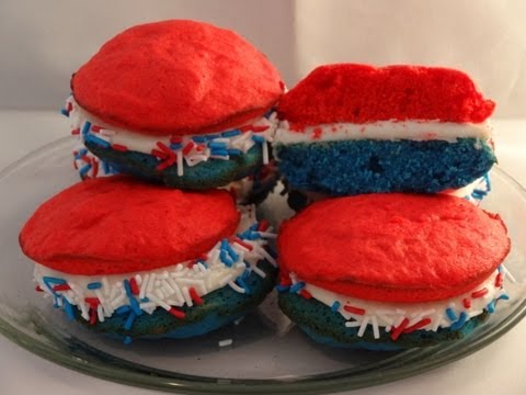 Patriotic Whoopie Pies (4th of July dessert) - with yoyomax12