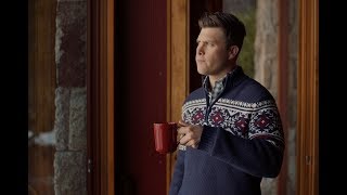 IZOD Holiday 2018 | IZOD Sweater of the Future featuring Colin Jost & Aaron Rodgers (Directors Cut)