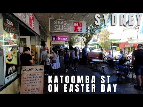 Walking in Katoomba on Easter Day, Blue Mountains, Sydney NSW Australia 2022