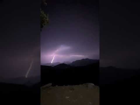 عواصف رعدية بروق لا تنقطع السعودية قطر الأردن المغرب الجزائر مصر