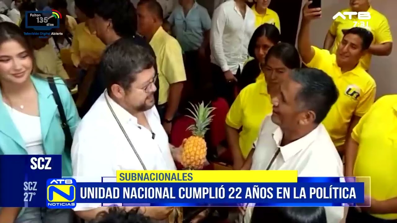 Samuel Doria Medina presenta a candidatos de Unidad Nacional en Santa Cruz