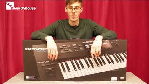 Unboxing a Native Instruments Komplete Kontrol S49