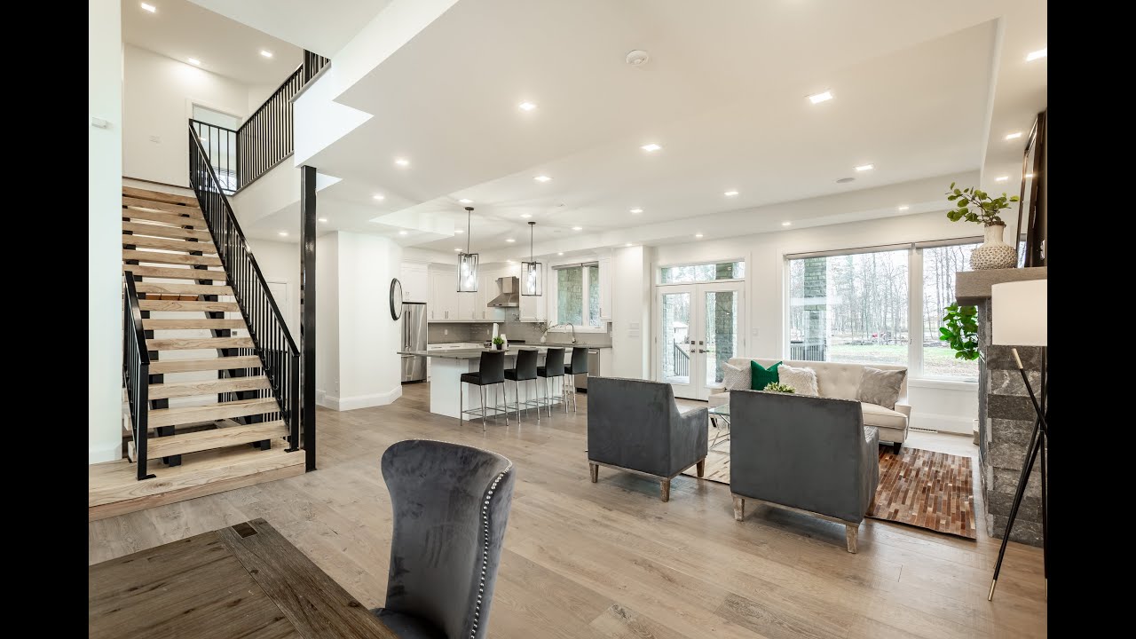 Custom MODERN Home on 11 Acres FOR SALE 248 Green Mountain Road