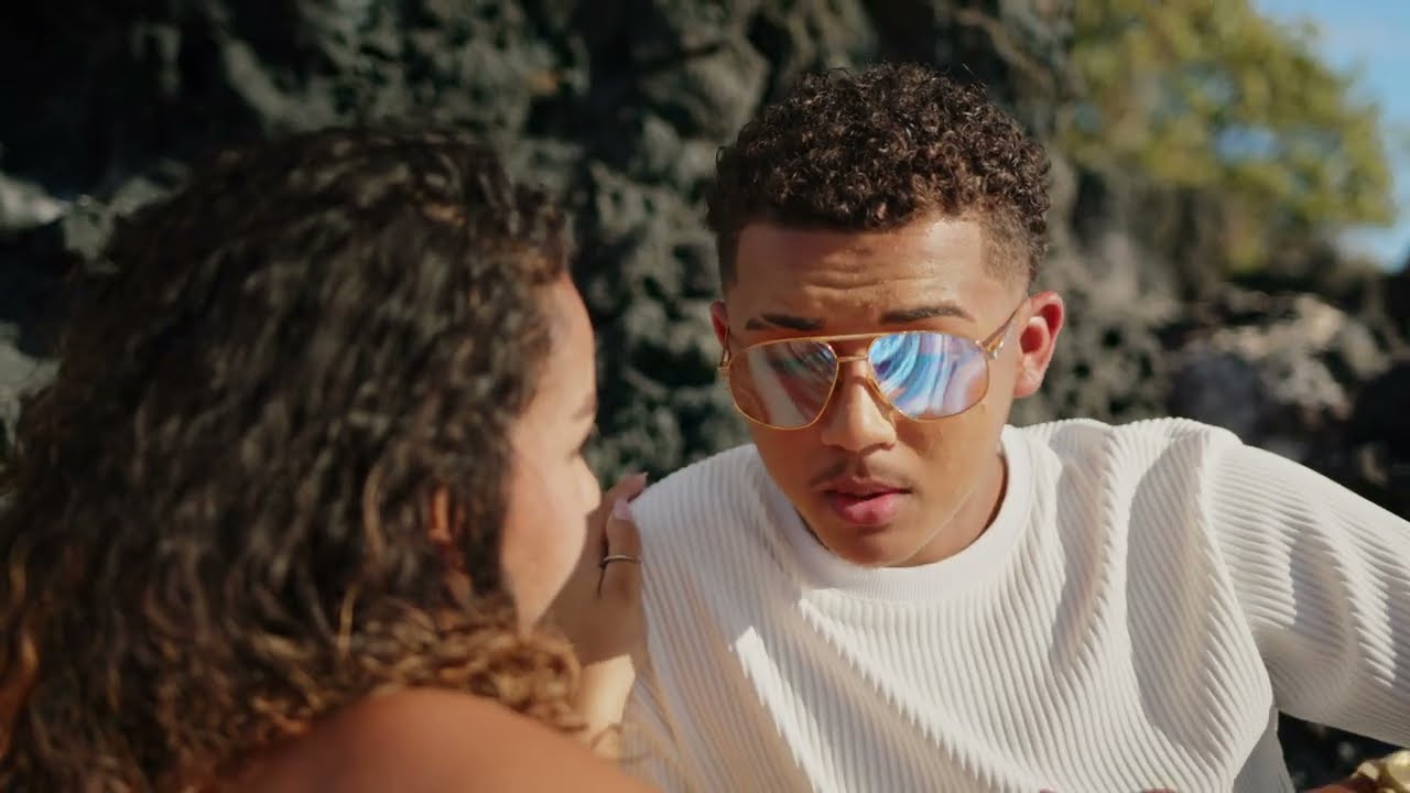 Watch NAYR - YOMB ( Clip Officiel ) on YouTube Watch NAYR - YOMB ( Clip Officiel ) on YouTube