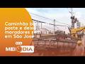 Caminhão bate em poste e deixa moradores sem luz em São José | Cotidiano | SCC Meio-Dia