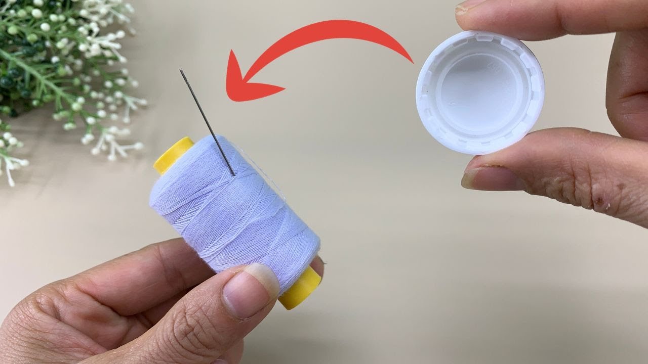 Few Know Easiest Way To Thread A Needle With A Plastic Bottle Cap few-know-easiest-way-to-thread-a-needle-with-a-plastic-bottle-cap