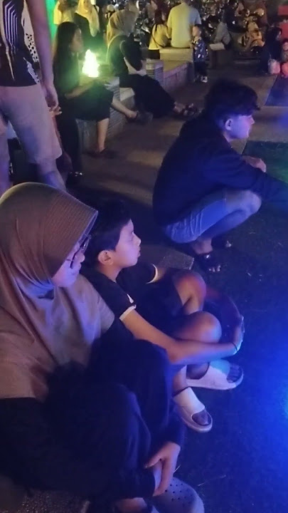 Alun alun tulungagung di malam hari