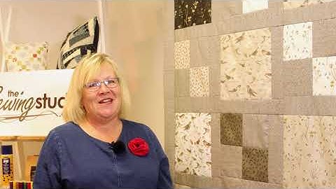 BIRD BOX QUILT - FREE GUIDE (GREAT MEMORY QUILT PATTERN) LAYER CAKES