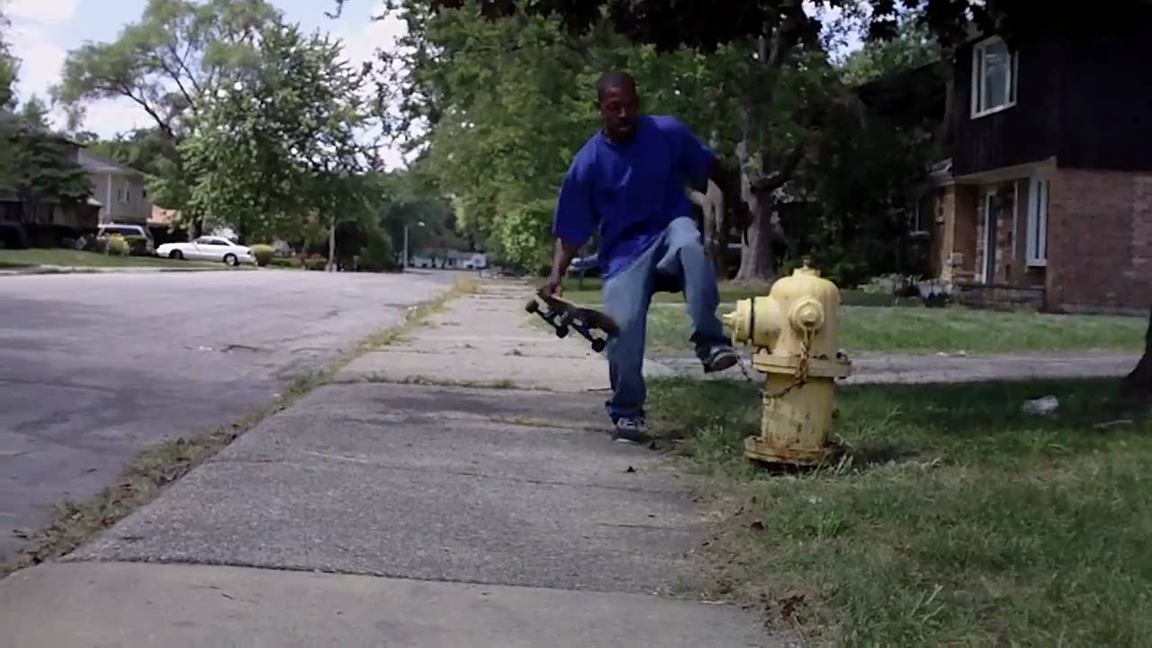 Fire hydrant footplant