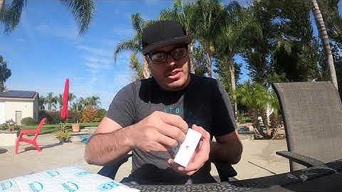 Ledger Nano S unboxing and crypto antihacks